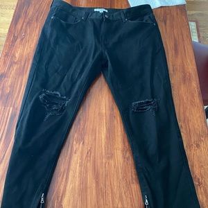 Fashion nova MENS “Quentin Black Skinny Jeans”